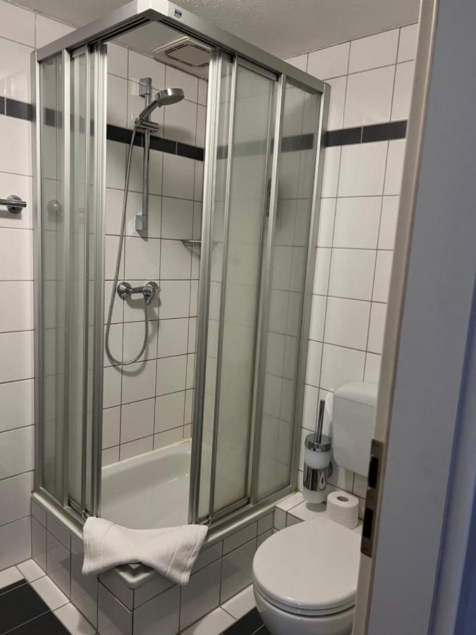 Hotel Schwartzer Loewe Babenhausen  Exteriör bild