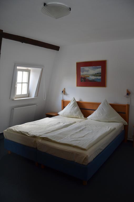 Hotel Schwartzer Loewe Babenhausen  Exteriör bild